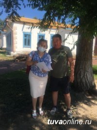 В Туве в год 100-летия ТНР при капремонте старого здания на чердаке обнаружены документы, датированные 1926 годом В Туве в год 100-летия ТНР при капремонте старого здания на чердаке обнаружены документы, датированные 1926 годом