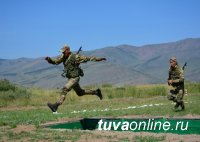 В Туве наездники из четырех стран ознакомились с полосой препятствий