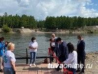 Голевская компания запустила два парома и построит мост к селу Ий Тоджинского кожууна Тувы