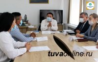 Министр труда Тувы встретился со студенческим активом города Красноярска