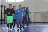 В Туве стартовали первые полноценные сборы спортсменов В Туве стартовали первые полноценные сборы спортсменов