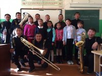 Духовой оркестр Правительства Тувы открыл свой XI концертный сезон на горной высоте - в труднодоступном селе Кунгуртуг Тере-Хольского кожууна