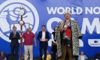 27-летний Айдын Монгуш, победитель Всемирных игр кочевников в 2018 году, выиграл турнир Наадыма по борьбе хуреш