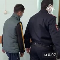 В Туве 23-летний обвиняемый в убийстве двух девочек решением суда заключен под стражу