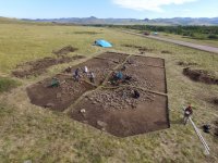 В Туве петербургские археологи обнаружили уникальное захоронение двух детей 6-7 лет гунно-сарматского времени, похороненных по «взрослому» обряду