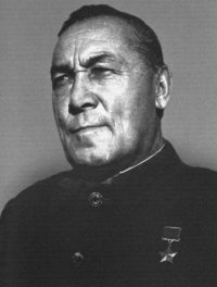 Герой Советского Союза Леонид Ефимов. Родился в Томске, похоронен в Кызыле