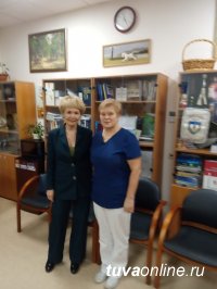 Сенатор Дина Оюн встретилась с руководителем Научно-исследовательского центра медицинской реабилитации