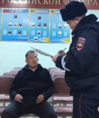 В Барун-Хемчикском районе Тувы полицейские по «горячим следам» задержали подозреваемого в разбойном нападении