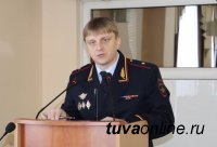 Сенатор Дина Оюн предложила министру МВД  по Республике Тыва в ходе его отчета в парламенте чаще выезжать в кожууны