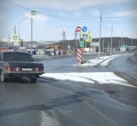Видео в соцсети с проехавшими на красный сигнал светофора в Кызыле водителями помогло привлечь их к ответственности