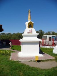 В Туве построят буддийскую ступу в честь монаха Лобсанг Тхуптена