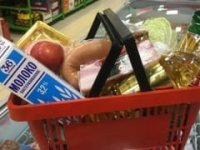 После вмешательства прокуратуры в магазинах Улуг-Хемского и Тоджинского районов Тувы снизились цены на продукты