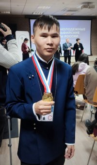 Молодой художник из Тувы Ай-Мерген Ооржак получил золотую медаль Дельфийских игр в Красноярске