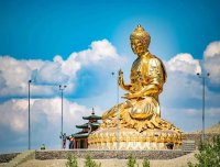 Завтра в Кызыле в месте слияния Енисея откроется новый архитектурный комплекс со статуей Будды