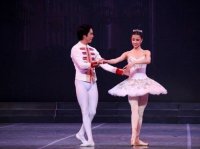  Танцовщик из Тувы Субедей Дангыт стал лауреатом XIV Международного конкурса артистов балета (Москва)