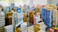 В школы Тувы поступила первая партия учебников для нового учебного года