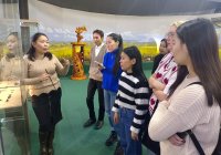 Для студентов Тувинского госуниверситета провели языковые занятия в Национальном музее