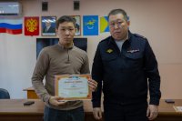 В УВД Кызыла наградили самых молодых добровольных дружинников города
