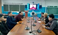 Сенатор Дина Оюн провела встречу со студентами-журналистами ТувГУ
