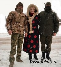 Сенатор Дина Оюн встретилась с земляками в Донецкой Народной республике