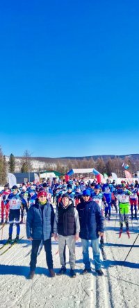 Участников лыжного марафона в Туве приветствовал 2-кратный олимпийский чемпион Евгений Устюгов