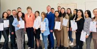 В Кызыле прошло вручение жилищных сертификатов гражданам из категории детей-сирот