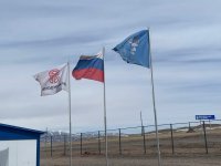 Отчет в парламенте, пункты пропуска, детский социальный центр, уборка в храме - о командировке сенатора Оюн в Туву