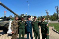 Первые выпускники Кызылского президентского кадетского училища стали офицерами