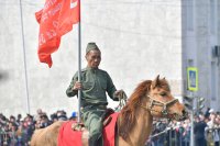 В параде Победы в Кызыле приняли участие 10 парадных расчетов