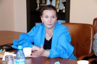 В Верховном Хурале Тувы побывали российские писатели В Верховном Хурале Тувы побывали российские писатели