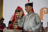 На Международной выставке «Россия» на ВДНХ сыграли юбилейную свадьбу - тувинскую
