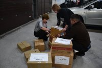Военные комиссариаты Тувы отправили добровольцам новогодние подарки