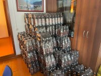 Всего за сутки полиция Тувы изъяла более тонны незаконного алкоголя в магазинах отдаленного поселка Кунгуртуг