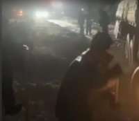 В Туве спасатели МЧС эвакуировали девять человек из застрявших в снегу машин