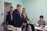 Анатолий Серышев в Кызыле посетил объекты промышленности и социальной сферы