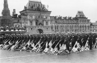 О параде Победы 24 июня 1945 года - в воспоминаниях тувинского писателя Леонида Чадамба