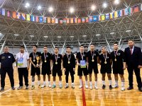Школьные футбольные команды Бажын-Алаака, Аксы-Барлыка, Шагонара, Кызыла, Усть-Элегеста, Эйлиг-Хема представят Туву на сибирском финале