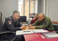 В Туве работают 27 автошкол. Вопросы подготовки водителей обсудили в МРЭО ГАИ