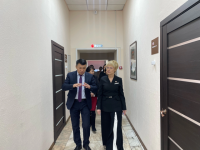 Сенатор Дина Оюн в Фонде "Защитники Отечества" встретились с матерями погибших героев