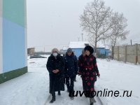 Сенатор Дина Оюн посетила Школу-интернат для детей с нарушениями слуха