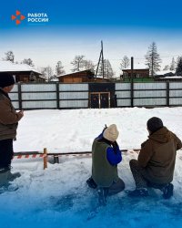К юбилею заповедника "Азас" в оленеводческом кожууне Тувы проведены соревнования по охотничьему биатлону на широких охотничьих лыжах