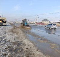 Водителей Тувы просят быть внимательными в связи с выходом наледевых вод на автодороги