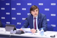 Общественные штабы с участием родителей контролируют капремонт школ в рамках программы «Единой России» 