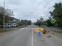 Пьяный водитель в Туве сбил дорожника, который красил пешеходный переход