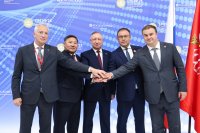 Власти Петербурга подписали соглашения о сотрудничестве с Кемеровской, Омской, Томской областями и Республикой Тыва