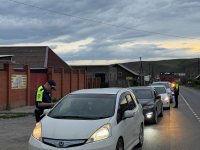 За день сплошных проверок на дорогах Тувы остановлены 23 водителя, не имевших права садиться за руль