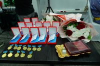 Выступившую в Туве Розу Рымбаеву отметили наградой Министерства культуры республики
