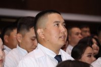 Из 450 выпускников Кызылского медколледжа этого года 45 краснодипломников