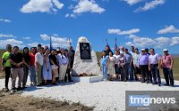 На федеральной трассе Р-257 «Енисей» увековечили память дорожника – героя СВО Дмитрия Оюна