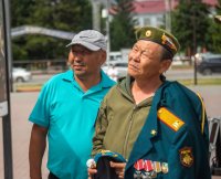 В Кызыле открылась передвижная фотовыставка «Герои и подвиги»
